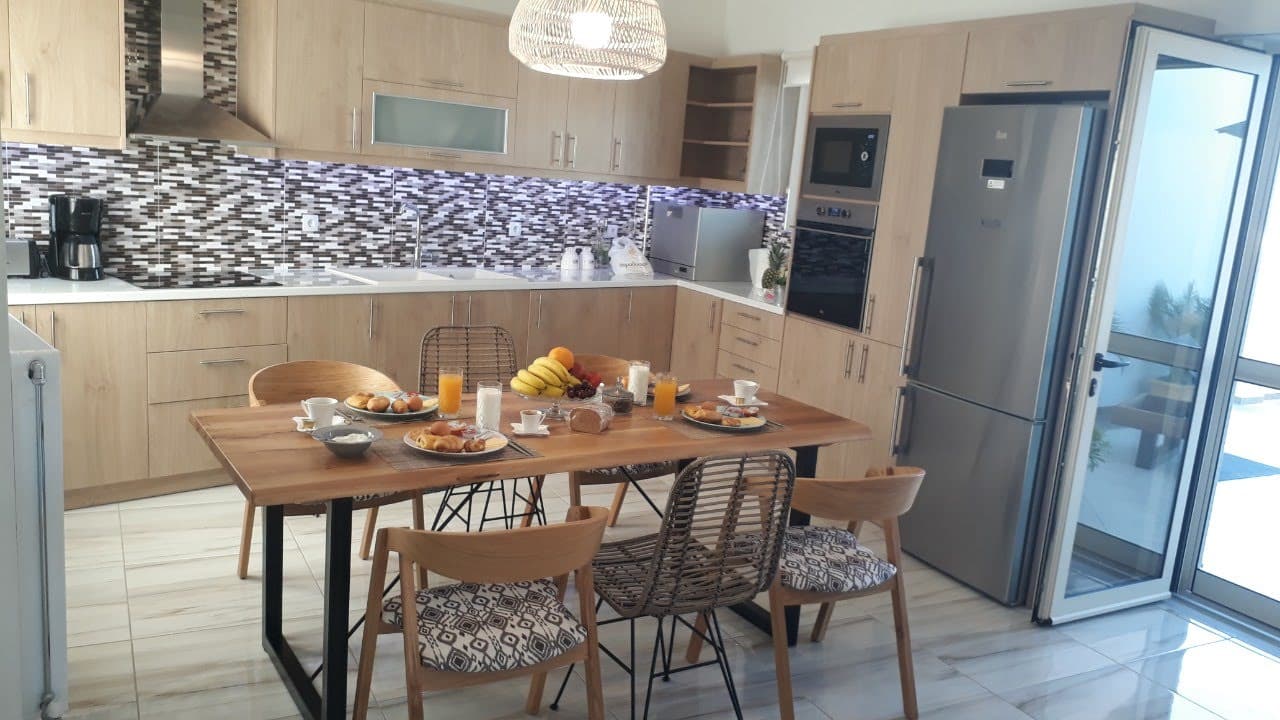 Kitchen island